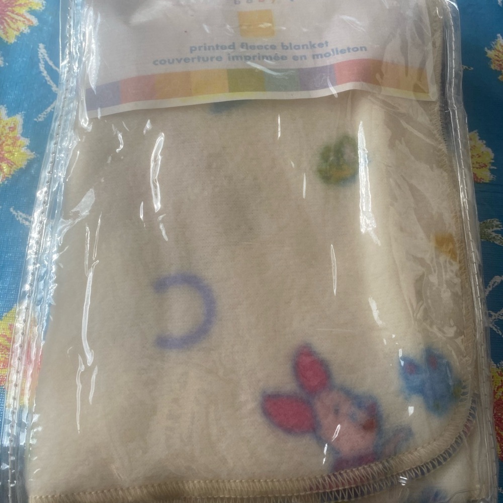 Disney Winnie the Pooh Piglet Eeyore Cream Fleece Blanket